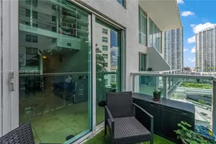 41 SE 5th St, Miami, FL 33131 - Photo 34