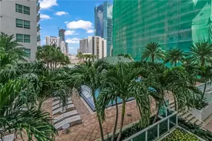 41 SE 5th St, Miami, FL 33131 - Photo 36