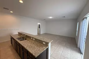 16735 SW 95th St, Miami, FL 33196 - Photo 6