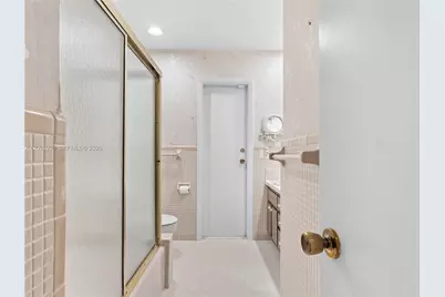 10100 SW 133rd St, Miami, FL 33176 - Photo 36