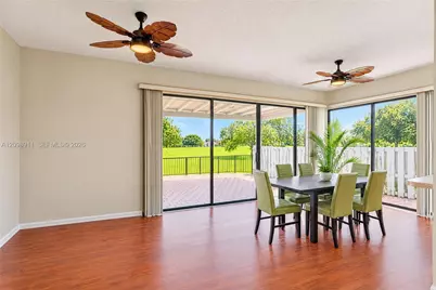 735 NW 105th Pl #C3, Miami, FL 33172 - Photo 10