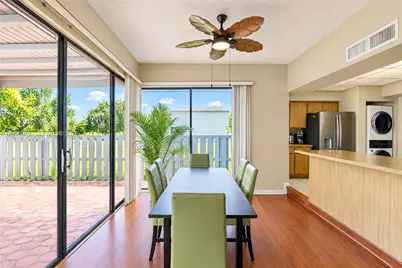 735 NW 105th Pl #C3, Miami, FL 33172 - Photo 12