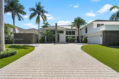 224 S Island, Golden Beach, FL 33160 - Photo 2