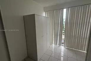 17560 Atlantic Blvd, Sunny Isles Beach, FL 33160 - Photo 8