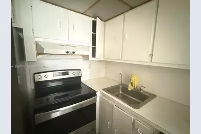 17560 Atlantic Blvd #405, Sunny Isles Beach, FL 33160 - Photo 12
