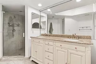 16485 Collins Ave, Sunny Isles Beach, FL 33160 - Photo 18