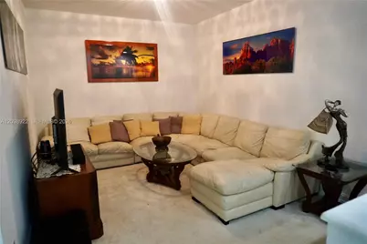 11646 SW 13th Ln, Pembroke Pines, FL 33025 - Photo 20