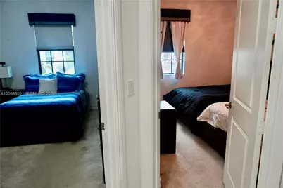 11646 SW 13th Ln, Pembroke Pines, FL 33025 - Photo 38