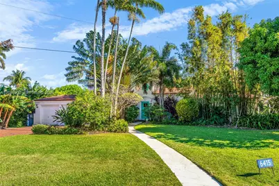 6415 Pine Tree Drive Cir, Miami Beach, FL 33141 - Photo 1
