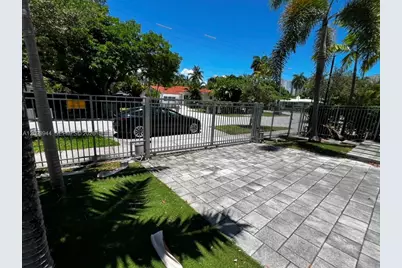 18975 Atlantic Blvd, Sunny Isles Beach, FL 33160 - Photo 4