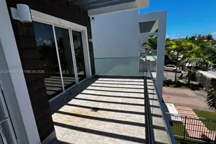 18975 Atlantic Blvd, Sunny Isles Beach, FL 33160 - Photo 12