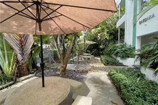 1211 Pennsylvania Ave, Miami Beach, FL 33139 - Photo 2