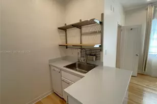 1211 Pennsylvania Ave, Miami Beach, FL 33139 - Photo 4