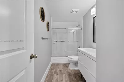 1250 S Miami Ave #1904, Miami, FL 33130 - Photo 32