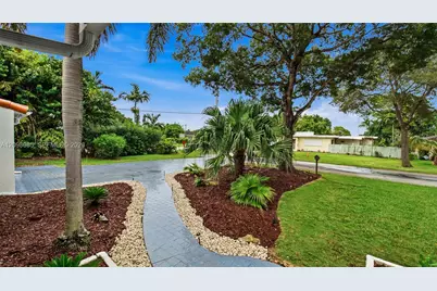 10690 NE 11th Ct #10690, Miami Shores, FL 33138 - Photo 6