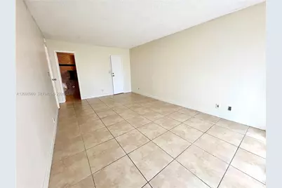2101 Atlantic Shores Blvd #408, Hallandale Beach, FL 33009 - Photo 8