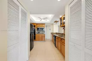 3200 N Port Royale Dr N, Fort Lauderdale, FL 33308 - Photo 6
