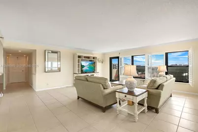 3200 N Port Royale Dr N #806, Fort Lauderdale, FL 33308 - Photo 4