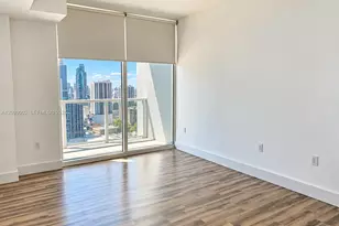 1900 N Bayshore Dr, Miami, FL 33132 - Photo 4