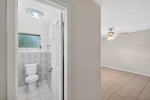 935 SW 16th St, Fort Lauderdale, FL 33315 - Photo 8