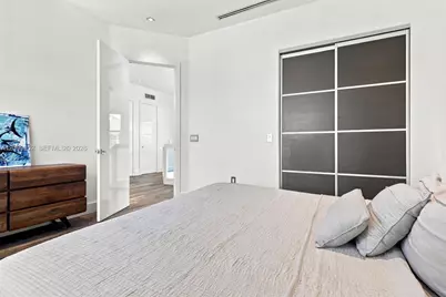 1516 Breakwater Ter, Hollywood, FL 33019 - Photo 26