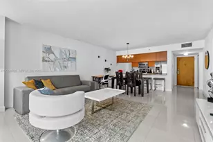1200 Brickell Bay Dr, Miami, FL 33131 - Photo 4