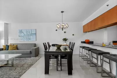 1200 Brickell Bay Dr #3908, Miami, FL 33131 - Photo 6
