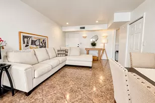 4705 NW 7th St, Miami, FL 33126 - Photo 2