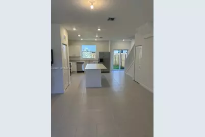 1154 SE 2nd St #1154, Florida City, FL 33034 - Photo 4