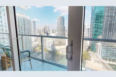500 Brickell Ave #3405, Miami, FL 33131 - Photo 12