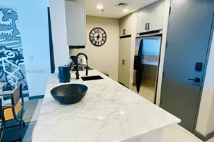 1395 Brickell Ave, Miami, FL 33131 - Photo 10