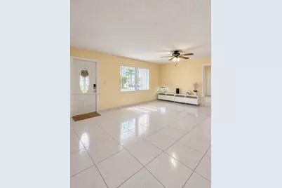 26750 SW 124th Ave, Homestead, FL 33032 - Photo 4
