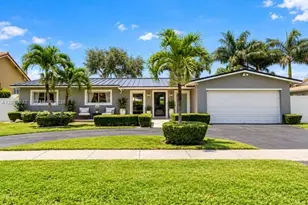 19900 SW 83rd Ave, Cutler Bay, FL 33189 - Photo 4