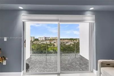 3850 Washington St #704, Hollywood, FL 33021 - Photo 16
