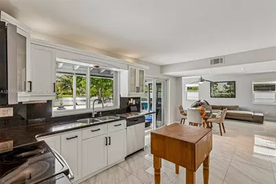 5821 Hawkes Bluff Ave, Davie, FL 33331 - Photo 16