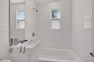 3676 Oak Ave, Miami, FL 33133 - Photo 14