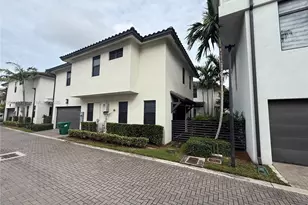 8275 NW 48th St, Doral, FL 33166 - Photo 4