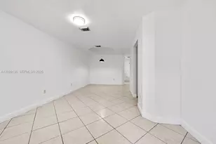 14618 SW 38th St, Miami, FL 33175 - Photo 2