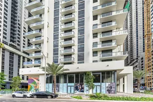11 NE 6th St, Miami, FL 33132 - Photo 2
