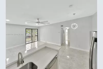 9721 Hammocks Blvd #201, Miami, FL 33196 - Photo 4