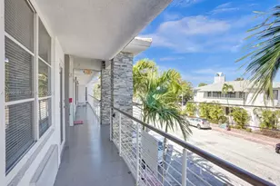540 74th St, Miami Beach, FL 33141 - Photo 12