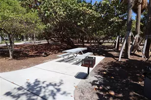 540 74th St, Miami Beach, FL 33141 - Photo 26