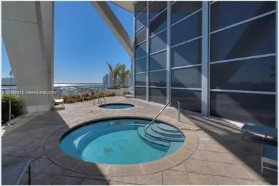 888 Biscayne Blvd #3703, Miami, FL 33132 - Photo 2