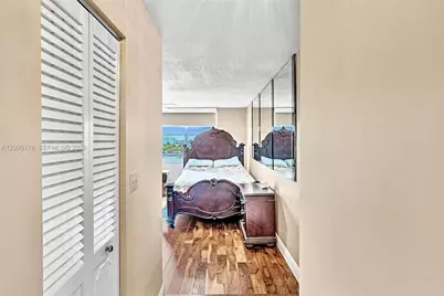 1865 S Ocean Dr #5J, Hallandale Beach, FL 33009 - Photo 10