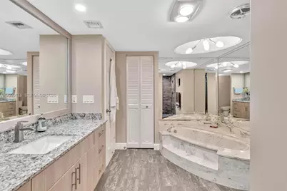 1865 S Ocean Dr #5J, Hallandale Beach, FL 33009 - Photo 20