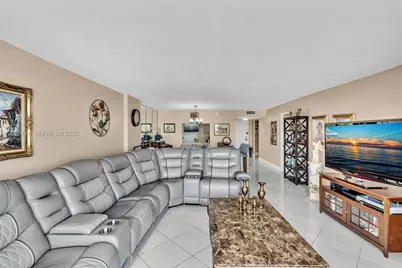 1865 S Ocean Dr #5J, Hallandale Beach, FL 33009 - Photo 16