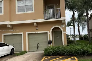 4291 SW 131st Ln, Miramar, FL 33027 - Photo 2