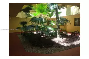 8215 SW 152nd Ave, Miami, FL 33193 - Photo 2