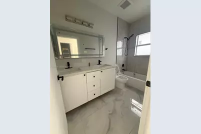 2445 Taft St #-, Hollywood, FL 33020 - Photo 10