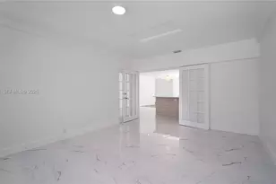 11690 SW 81st Rd, Pinecrest, FL 33156 - Photo 14